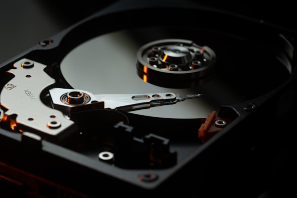 Hard disk drive